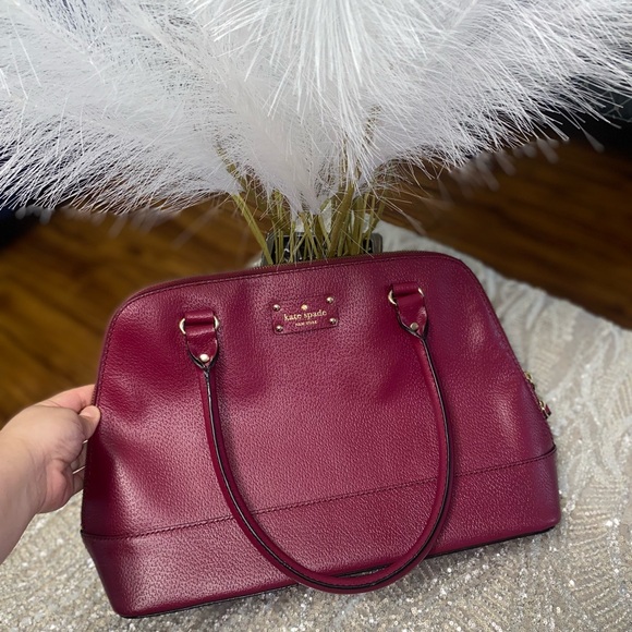 Kate Spade Burgundy Shoulder Bag 👛😍 - Picture 1 of 2